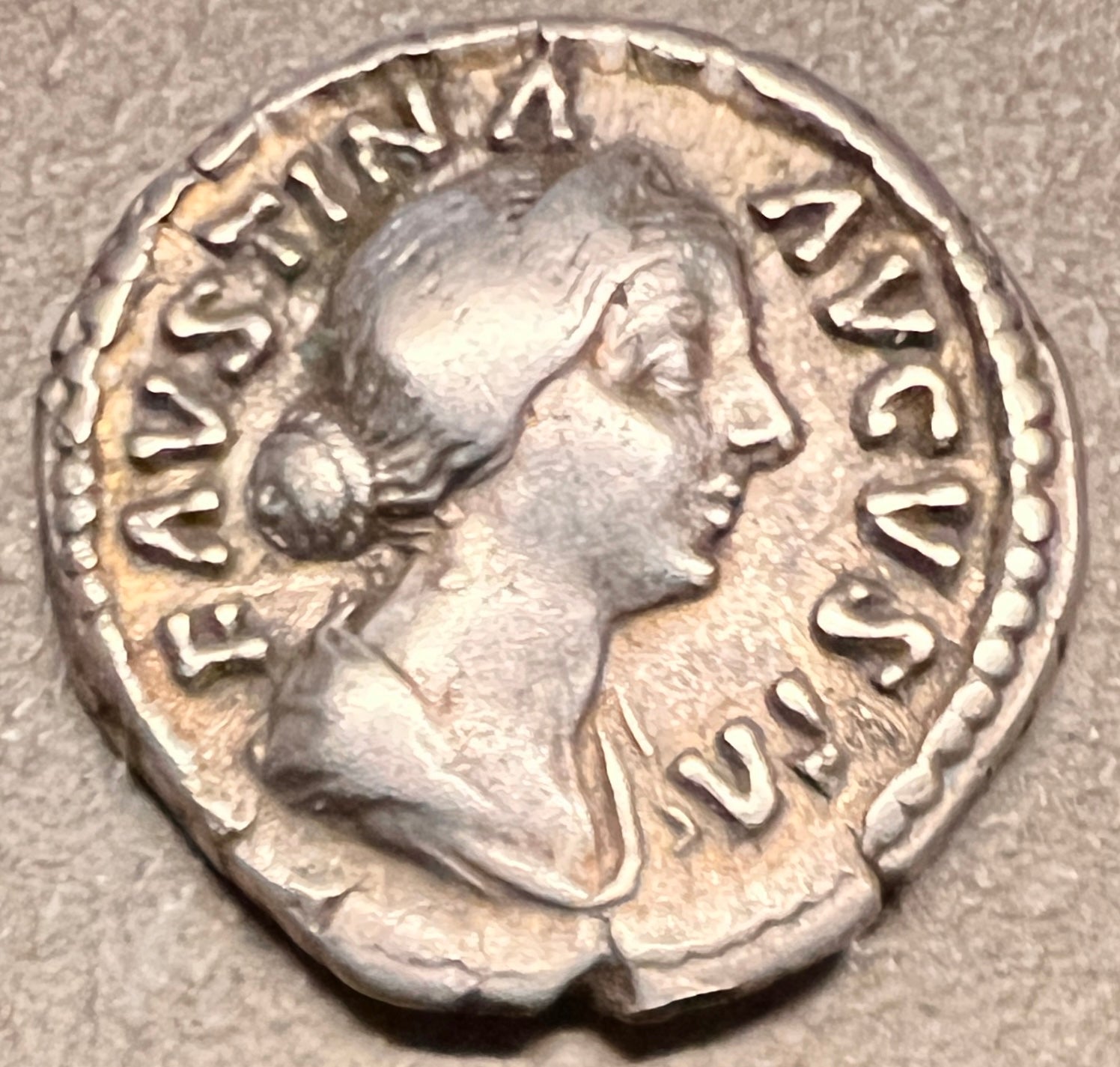 Monedă Denarius, Faustina (Marcus Aurelius), tip Saeculi Felicit, 146-176 e.n., argint (clasată Fond)