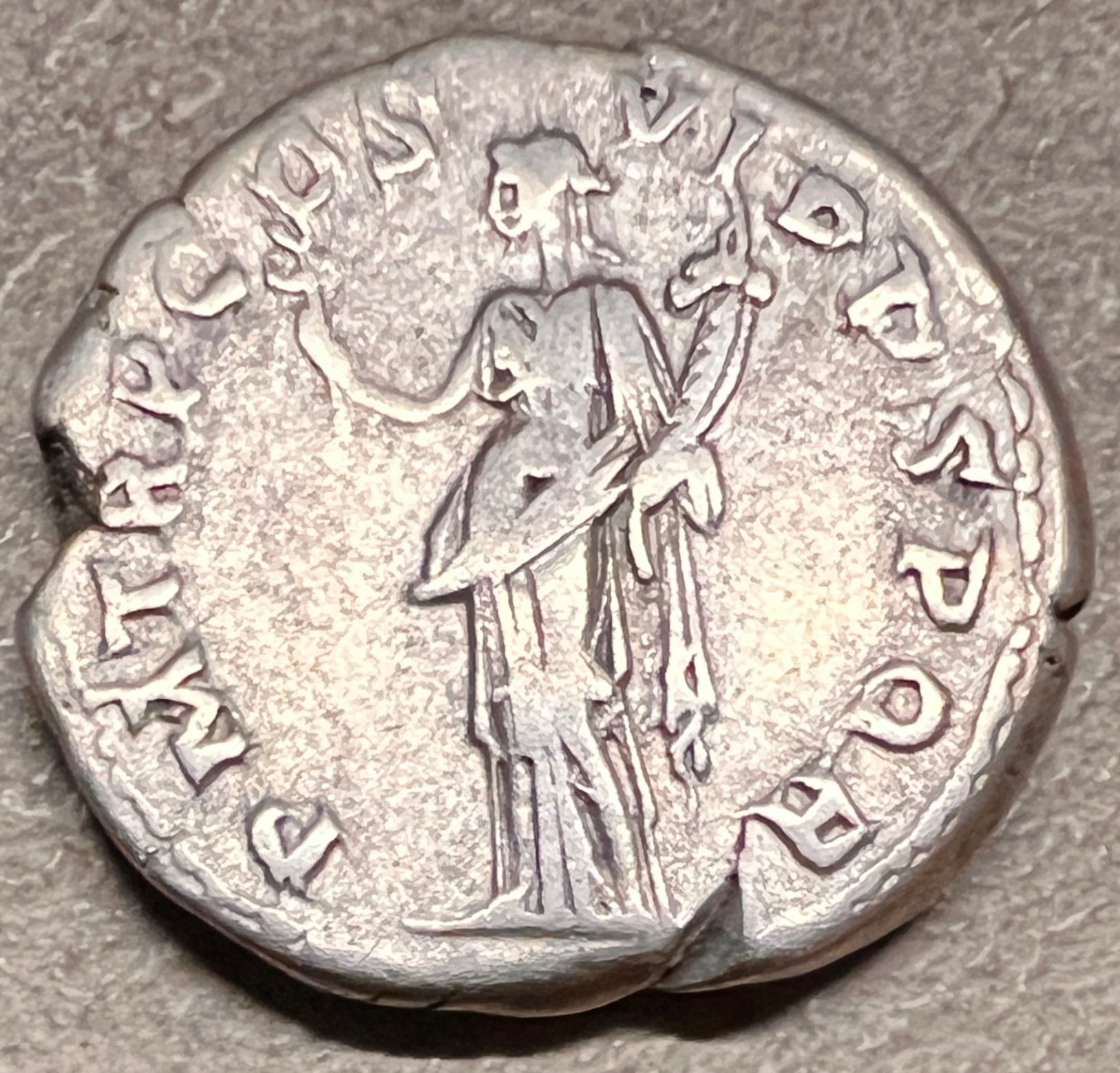 Monedă Denarius, Traian, tip Pax, 98-99 e.n., argint (clasată fond)