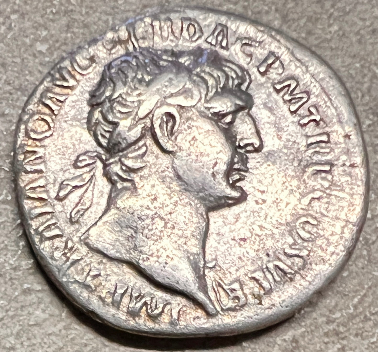 Monedă Denarius, Traian, tip Virtus, 103-111 e.n., argint (clasată fond)