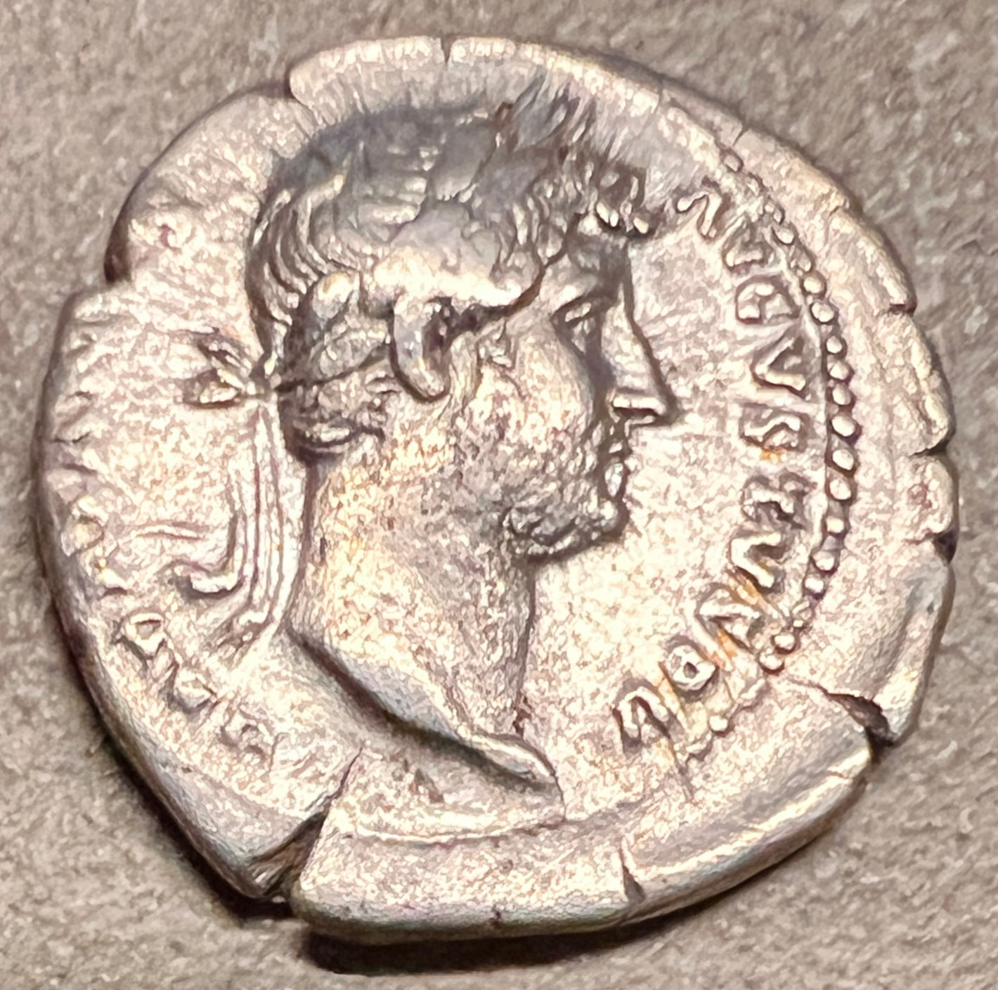 Monedă Denarius, Hadrian, tip Pax, 119-125 e.n., argint (clasata Fond) - Artiss