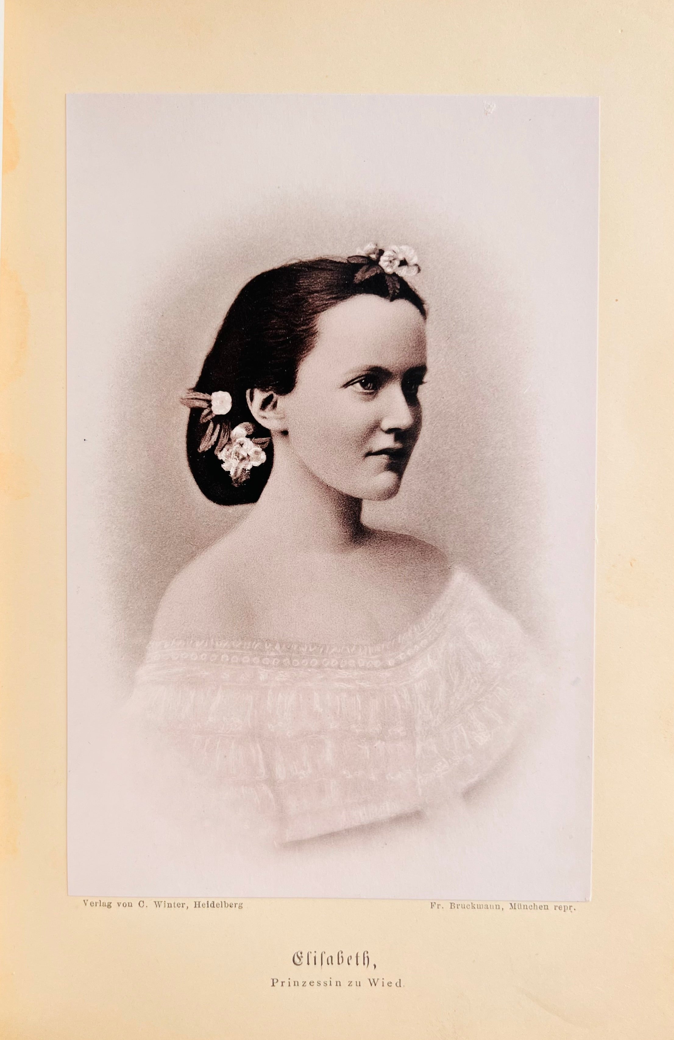 Natalie Freiin Stackerlberg - Aus Carmen Sylva's Leben (Viaţa lui Carmen Sylva), biografie - Artiss